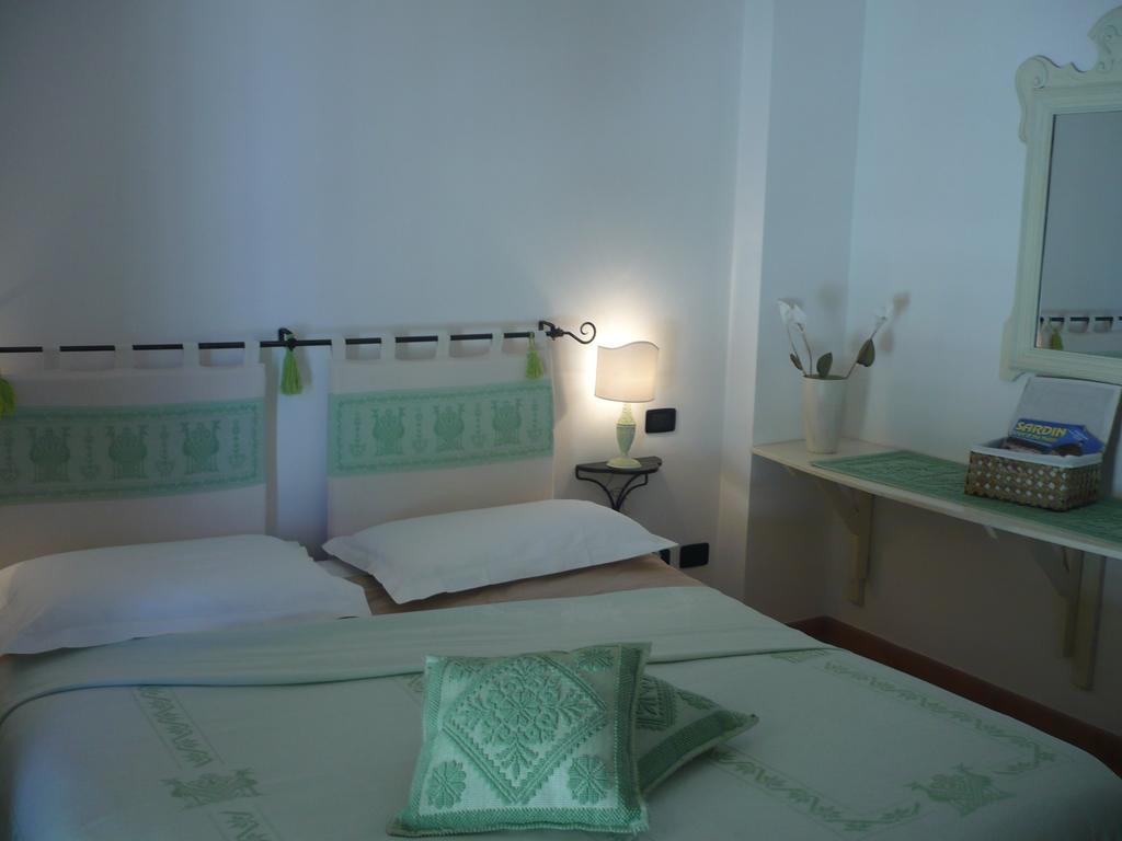 Le Pavoncelle Apartment Alghero Cameră foto